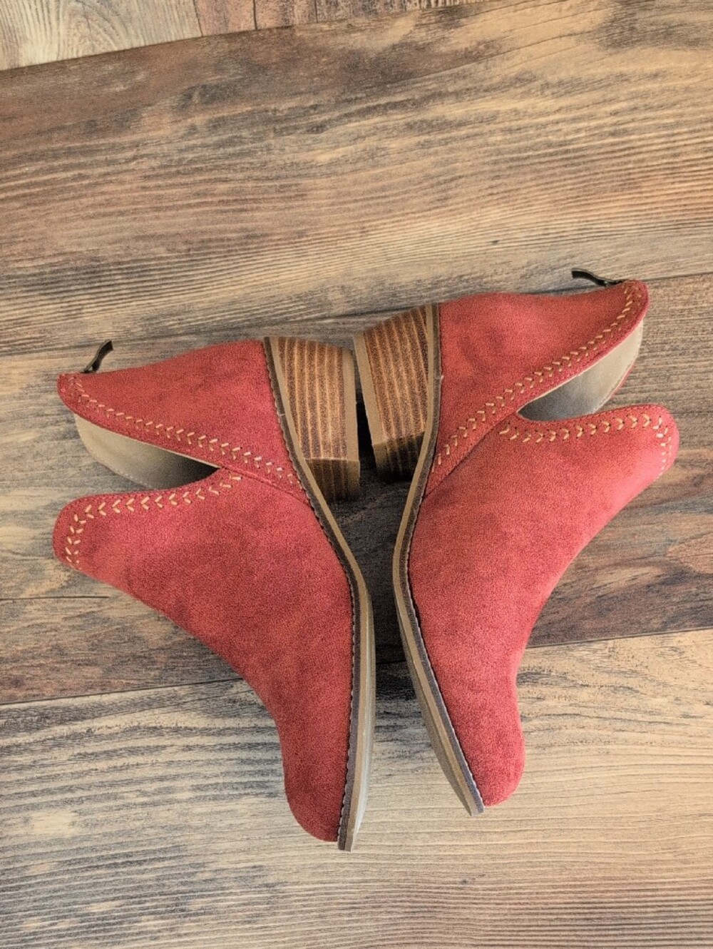 Corkys Rust Faux Suede Cutout Ankle Bluffin Bootie Boots NIB 7       578A - Picture 3 of 9